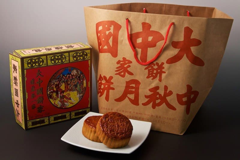 90 Years and 3 Generations Catering to Singapore Taste